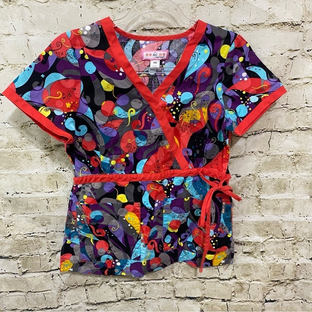Koi Red Multicolor Abstract V Neck Tie Waist Kathryn‎ Scrub Top